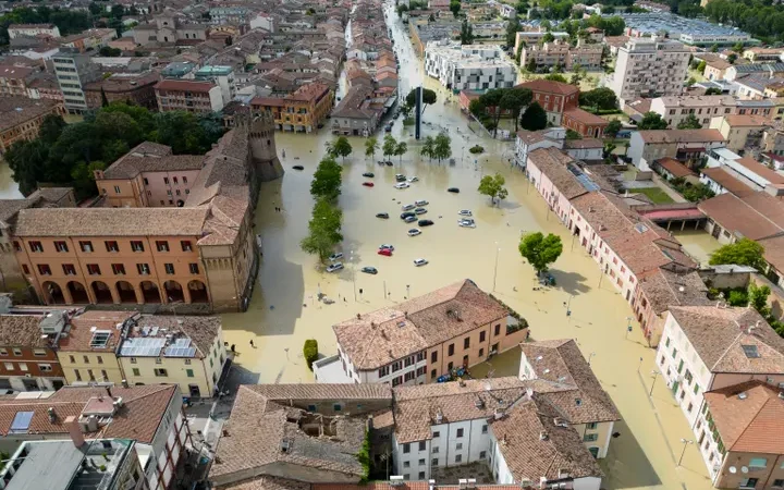 “CatastroрҺic Flooding in Italу: Rising DeatҺ Toll in tҺe Worst Deluge in a Centurу”